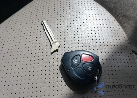 2007 Toyota Rav4 Limited V6 z USA, uszkodzony, nr VIN JTMBK31V676027872